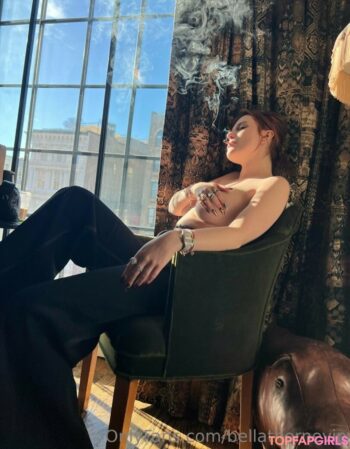 Bella Thorne – OnlyFans nude leaks 309